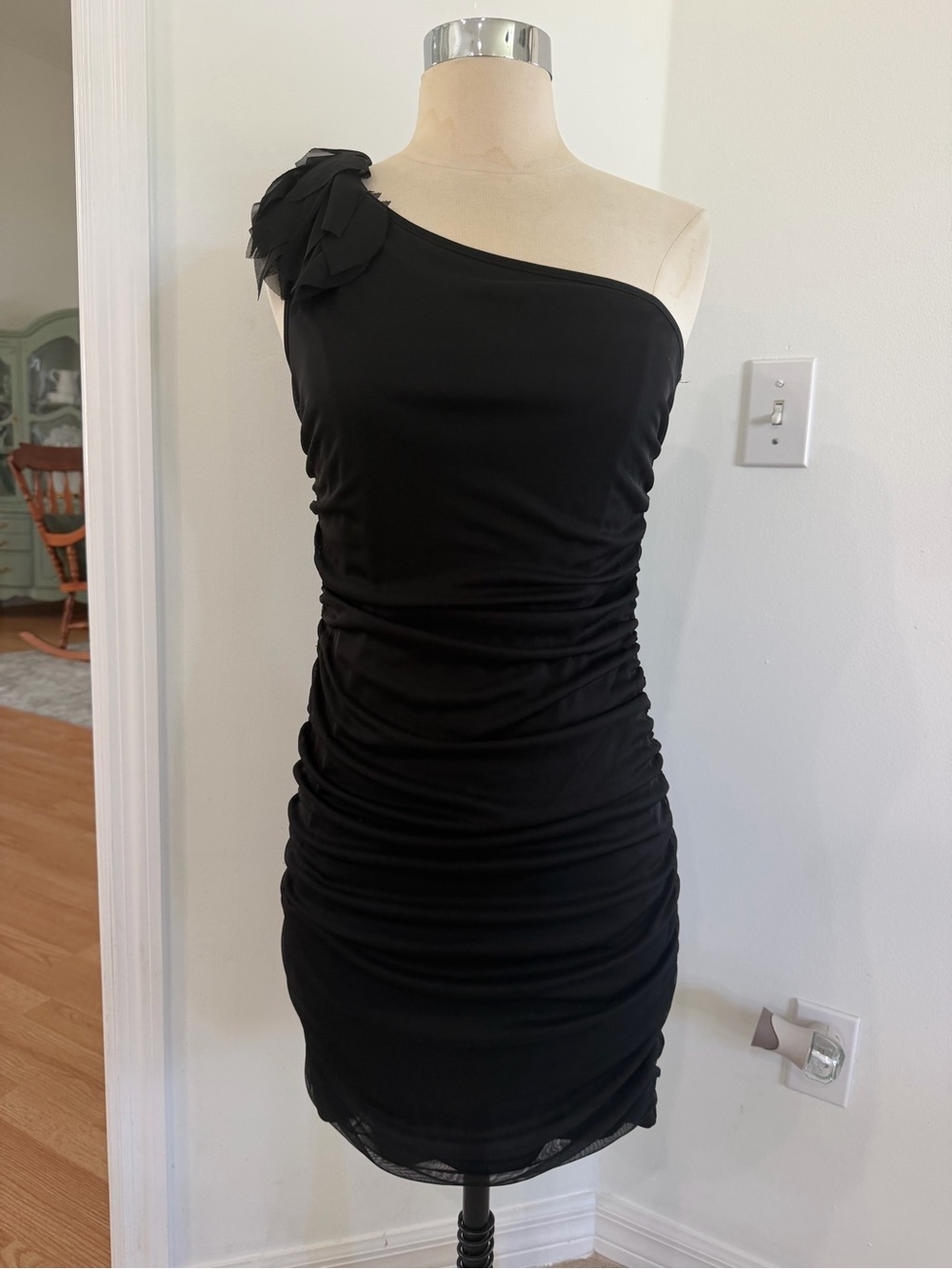 Alyn Paige One-Shoulder Black Ruched Cocktail Dress with Shoulder Floral Accent